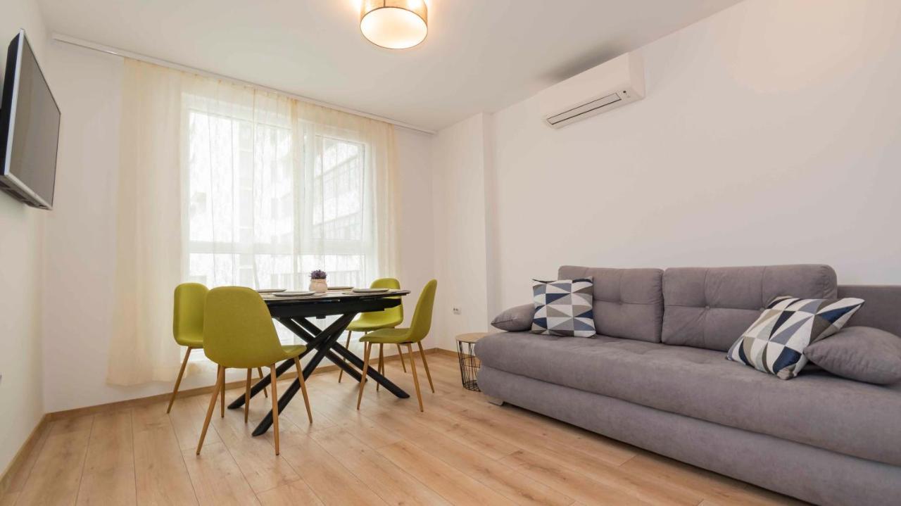 Инфинити Burgas Stad Buitenkant foto
