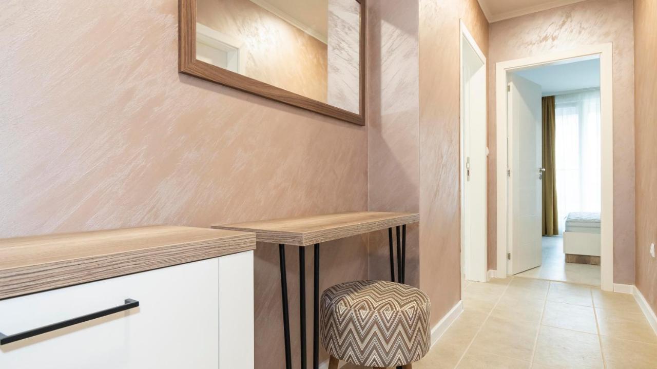 Инфинити Burgas Stad Buitenkant foto